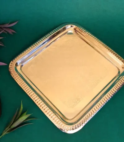 TRAY