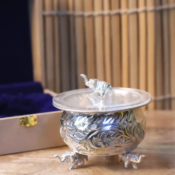 silver bowl with Elephant lid for gifting purpose