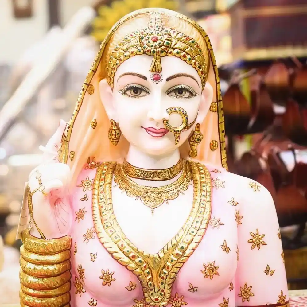marble bani thani statue