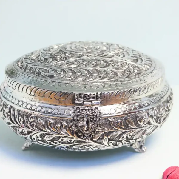 Chitai Round Jewelry Box