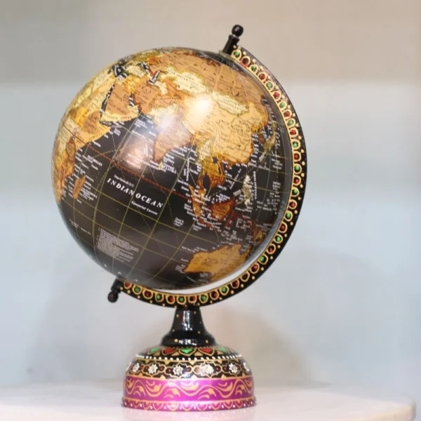 Round Globe Small Black