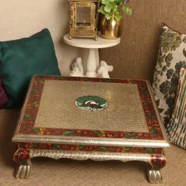 SILVER EMBOSE CHOWKI 21X21