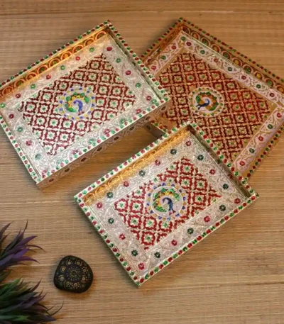 MEENAKARI TRAY SET OF 3