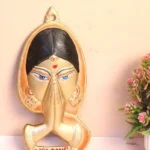 Welcome Lady Face