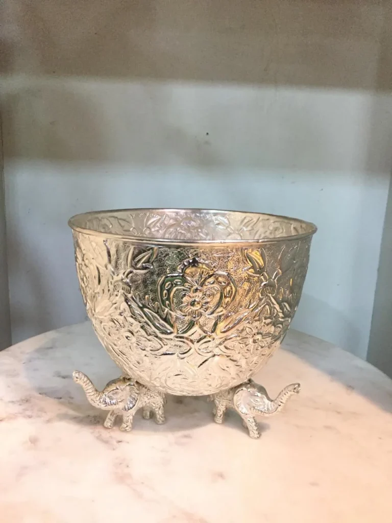 brass elephant urli