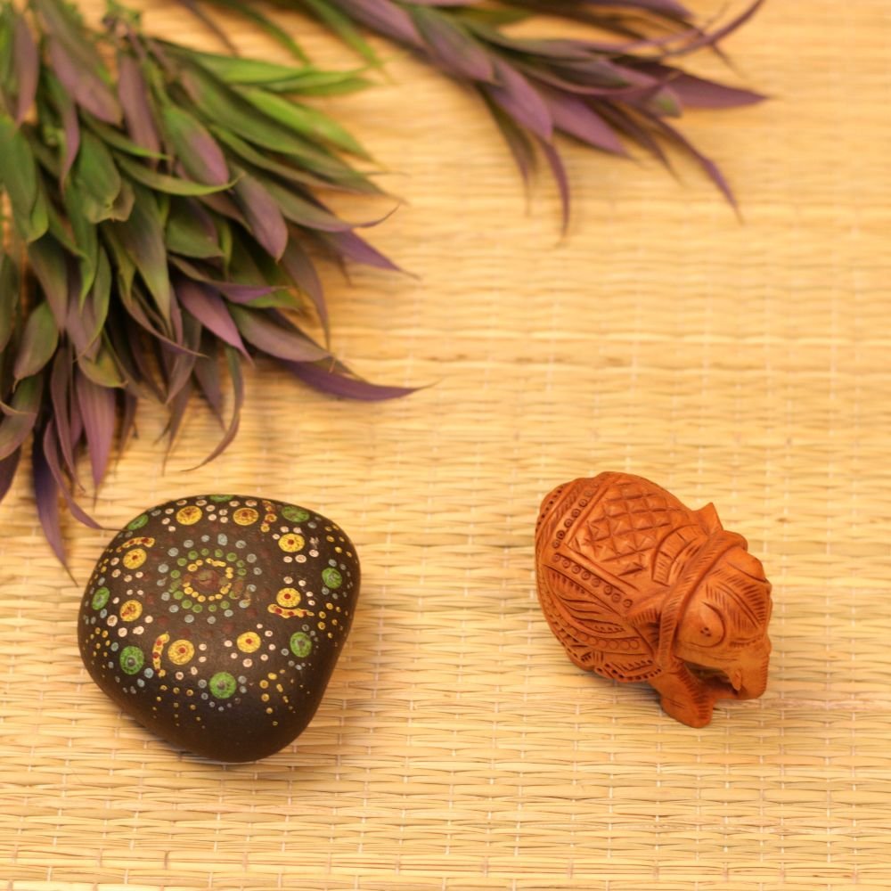 WOODEN CARVED ELEPHANT SMALL 2 INCH - Image 3