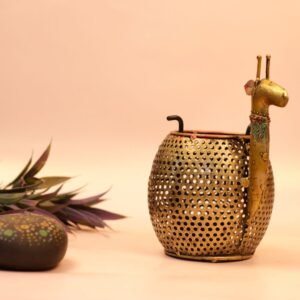 Camel Shaped Tea Light Holder – 6.5 ′′ Antique Iron Lamp for Festive Decor