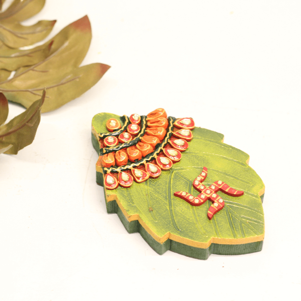 Wooden Kundan Leaf Chopra - Image 4