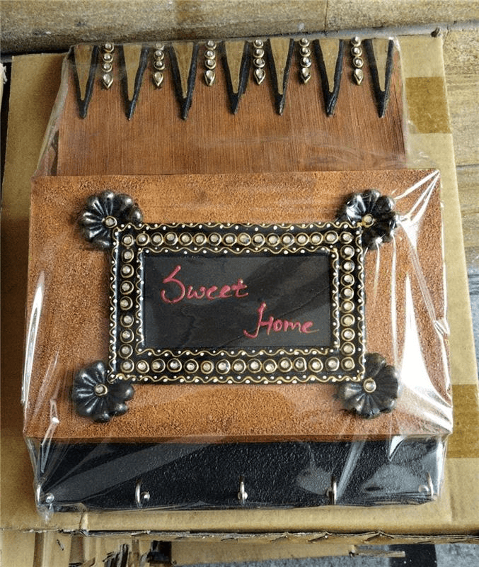 SWEET HOME MAGAZINE KEY HOLDER