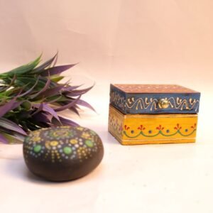 WOODEN PAINTED AMBOZ BOX 3.5X2.5