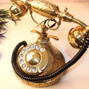 Timeless Elegance: Decorative Metal Antique Telephone