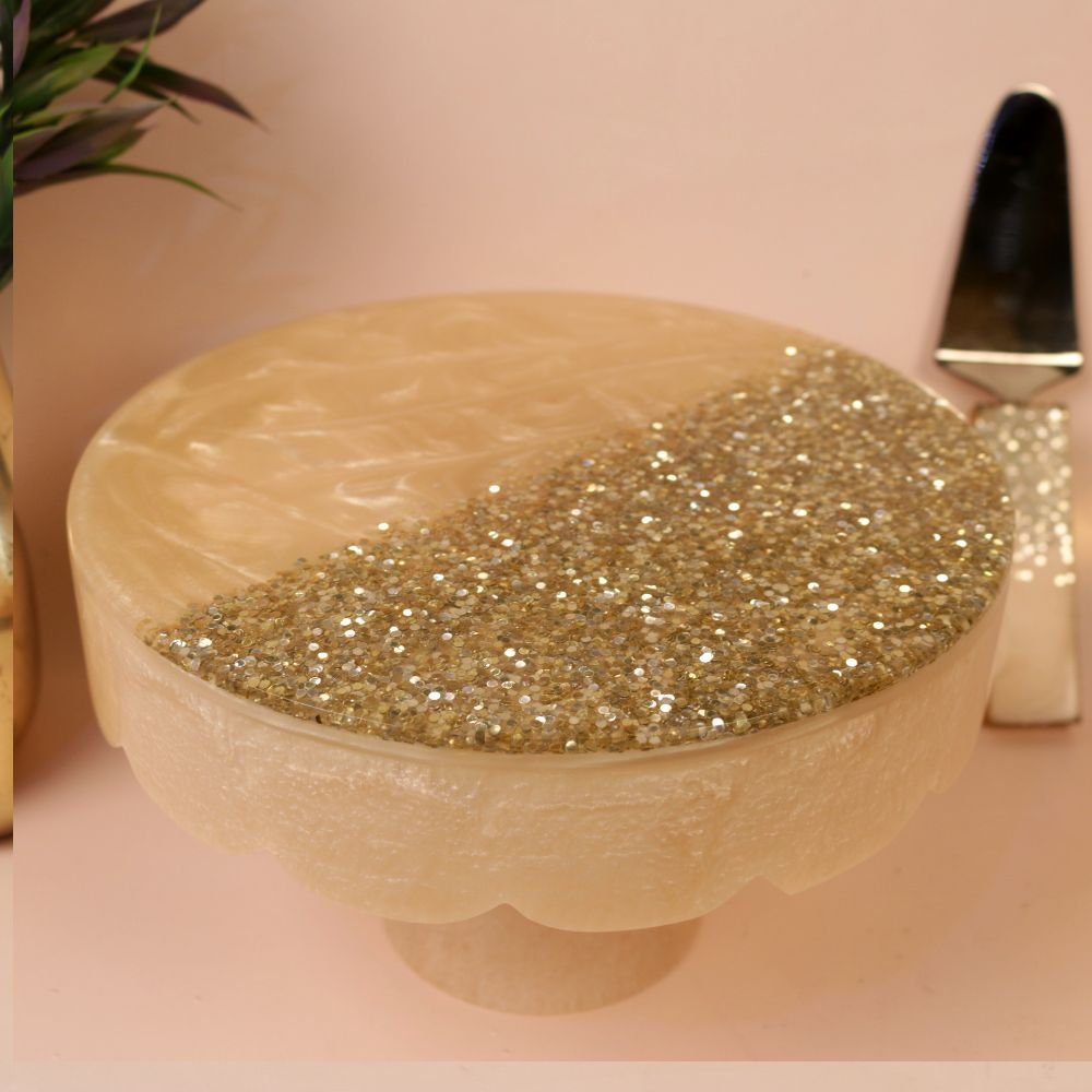 CAKE STAND GILETTOR WITH SPOON RESIN - Image 3