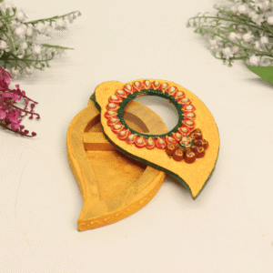 Wooden Kundan Kairi Shaped Chopra