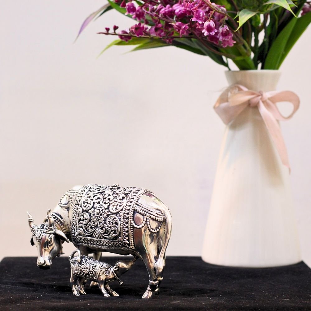 Brass Kamadhenu Cow and Calf Idol | Divine God Idols for Home Temple & Diwali Gift - Image 2