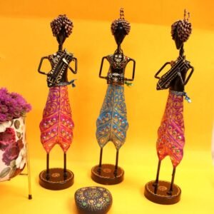 Set of 3 Iron Musician Figurines – 14.5 ′′ Folk Art Statues for Festive Decor