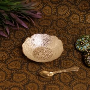 Serving Bowl with Spoon