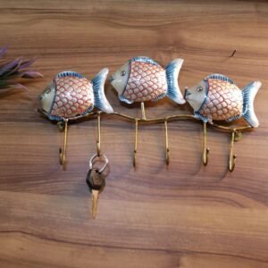 IRON PAINTED WALL 3 FISH 7 HOOK
