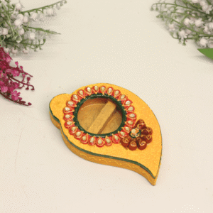 Wooden Kundan Kairi Shaped Chopra