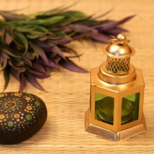 Mini Metal and Glass Lantern – 4.5 ′′ Green and Gold Tea Light Lamp