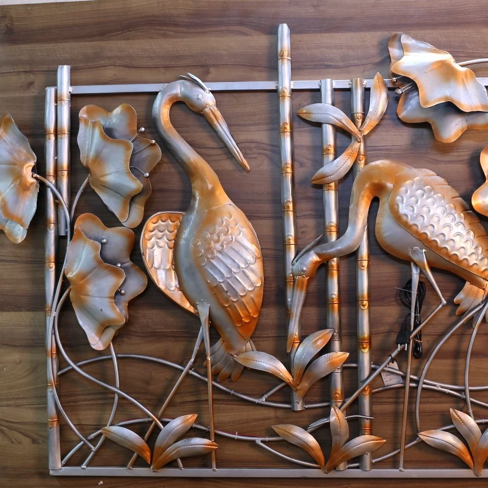 IRON PAINTED SWAN WALL - Image 2
