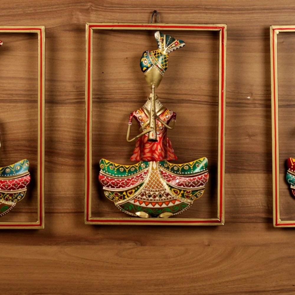IRON PAINTED WALL SITTING SARDAR FRAME S-3 - MINI - Image 3