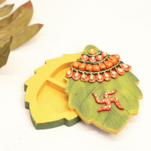 Wooden Kundan Leaf Chopra