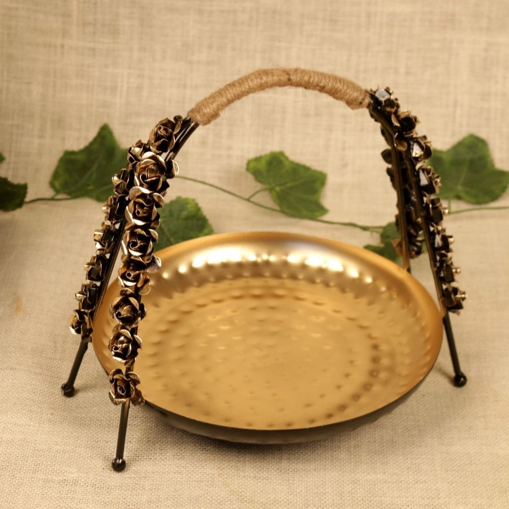 Metal Rose Basket - Image 2