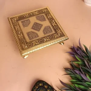 8X8 Metal Regzin Small Chowki