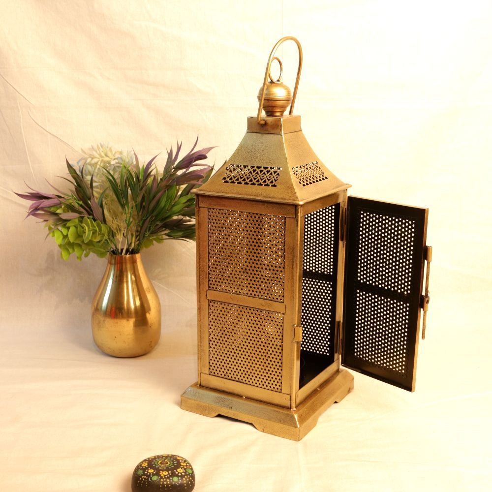 Tall Golden Iron Hurricane Lantern - 21 ′′ Floor Lamp for Festive and Outdoor Decor - Image 3