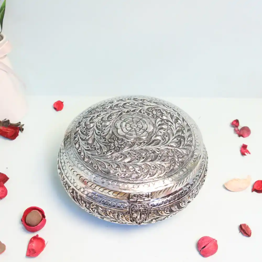 Chitai Round Jewelry Box - Image 2