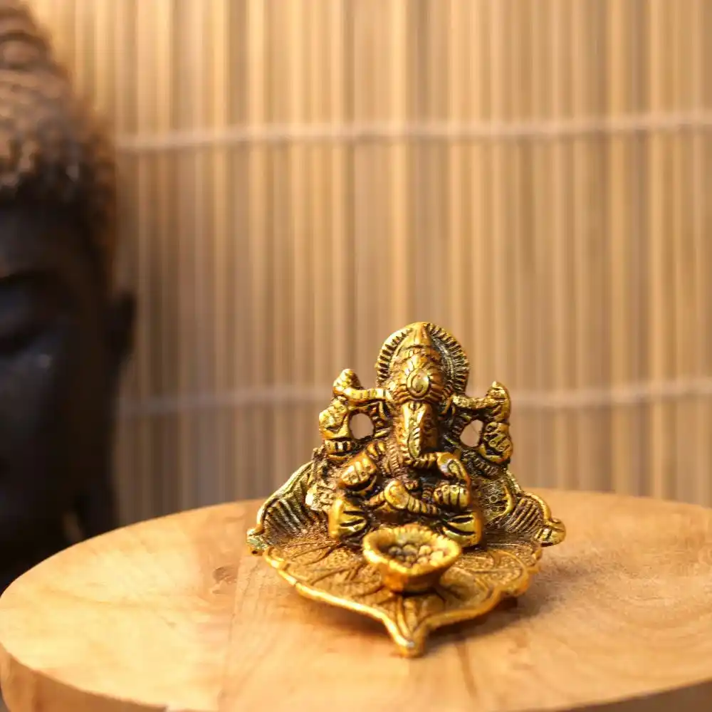 Metal Patta Ganesh Diya - Image 4