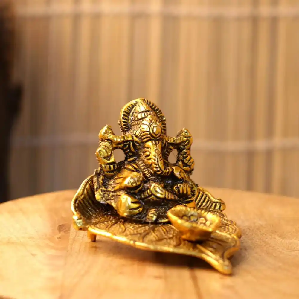 Metal Patta Ganesh Diya