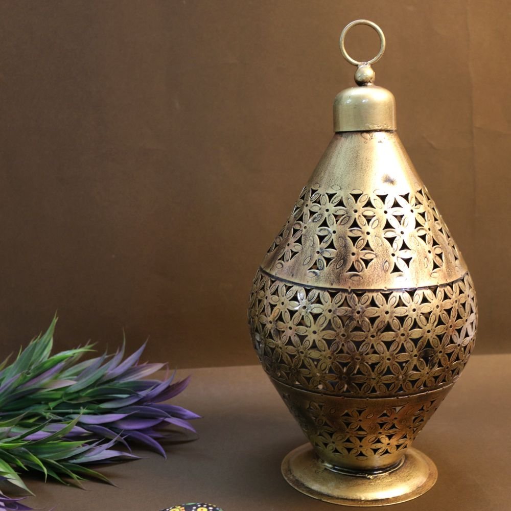 Silver Jali Table Lamp - 10 ′′ Moroccan Style Iron Lantern for Festive Decor - Image 4