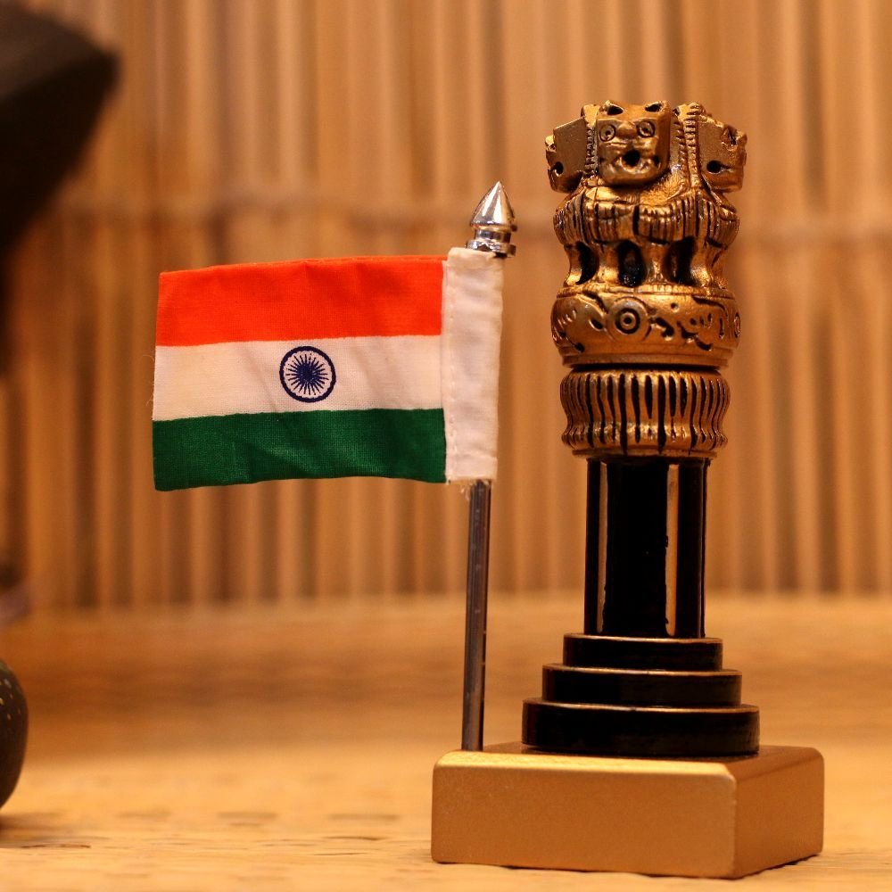 Wooden Ashok Pillar With Flag 4 inch - Image 3