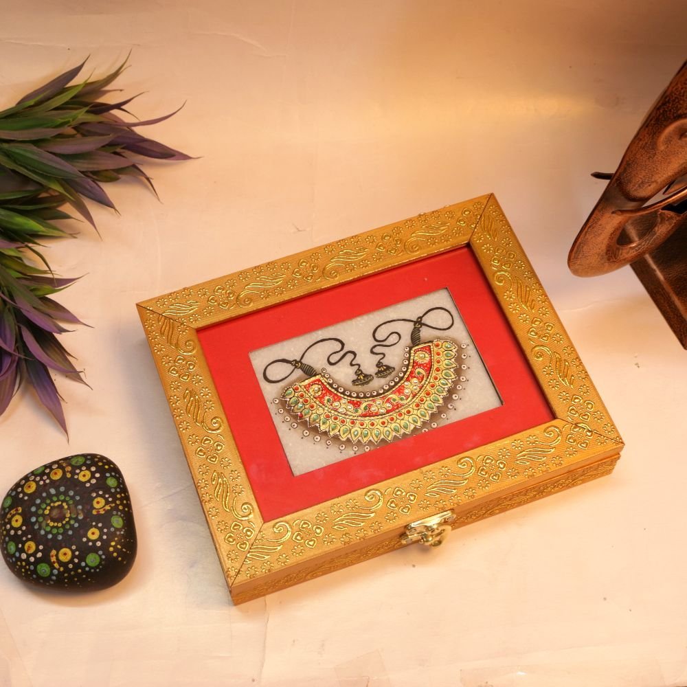 Small Wooden Jewelry Box with Marble Inlay (9x7-Inch) | Hand-Painted Mughal Art - Image 3