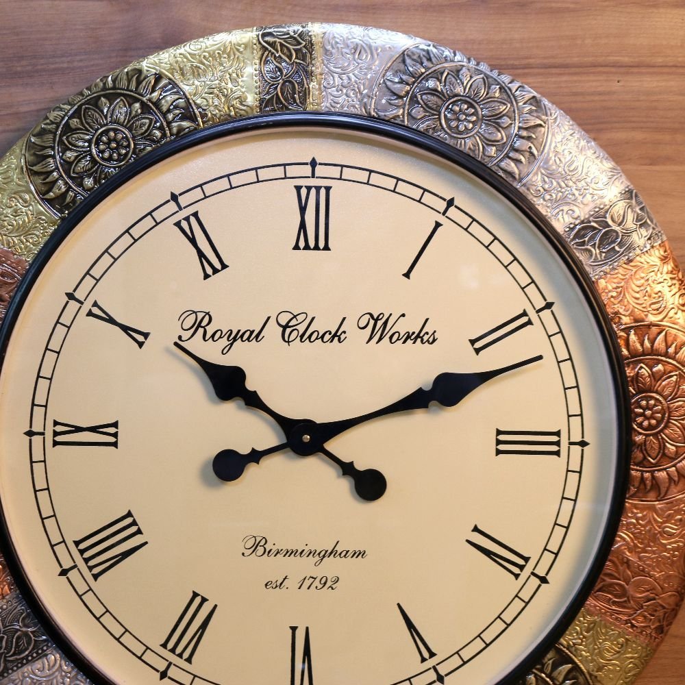 Metal Wall Clock with Intricate Designs - Image 2