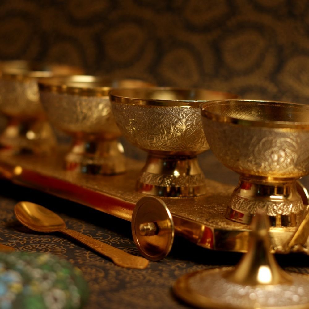 Brass Tea Caddy with Four Bowls and Spoons - Image 3