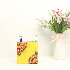 WOODEN KUNDAN CHOKOR PEN STAND