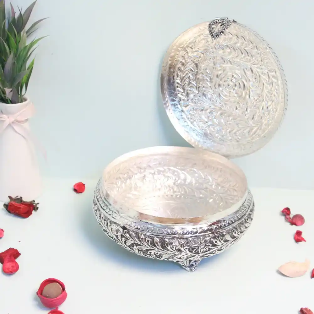 Chitai Round Jewelry Box - Image 4