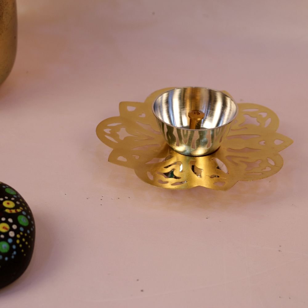Premium Silver Plated Diya Set with Brass Base | Auspicious Diwali Gifts & Puja Decor - Image 2