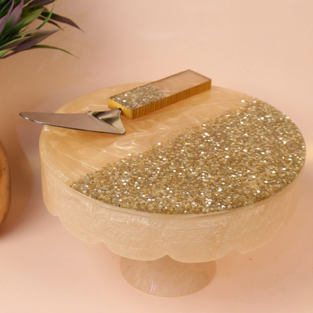 CAKE STAND GILETTOR WITH SPOON RESIN - Image 4