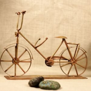 IRON PAINTED CYCLE BOTTLE STAND