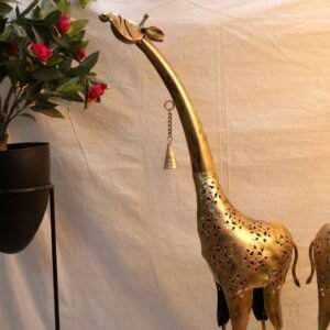 Tall Golden Giraffe Lantern Set – 38 ′′ Iron Festive Lamp with Decorative Bell