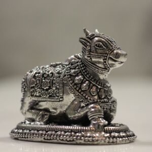 Brass Nandi Statue – Traditional Handcrafted Decorative Nandi Idol