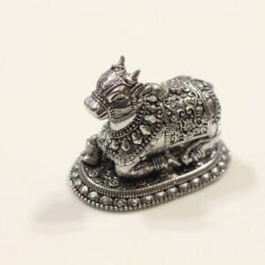 Brass Nandi Statue – Traditional Handcrafted Decorative Nandi Idol