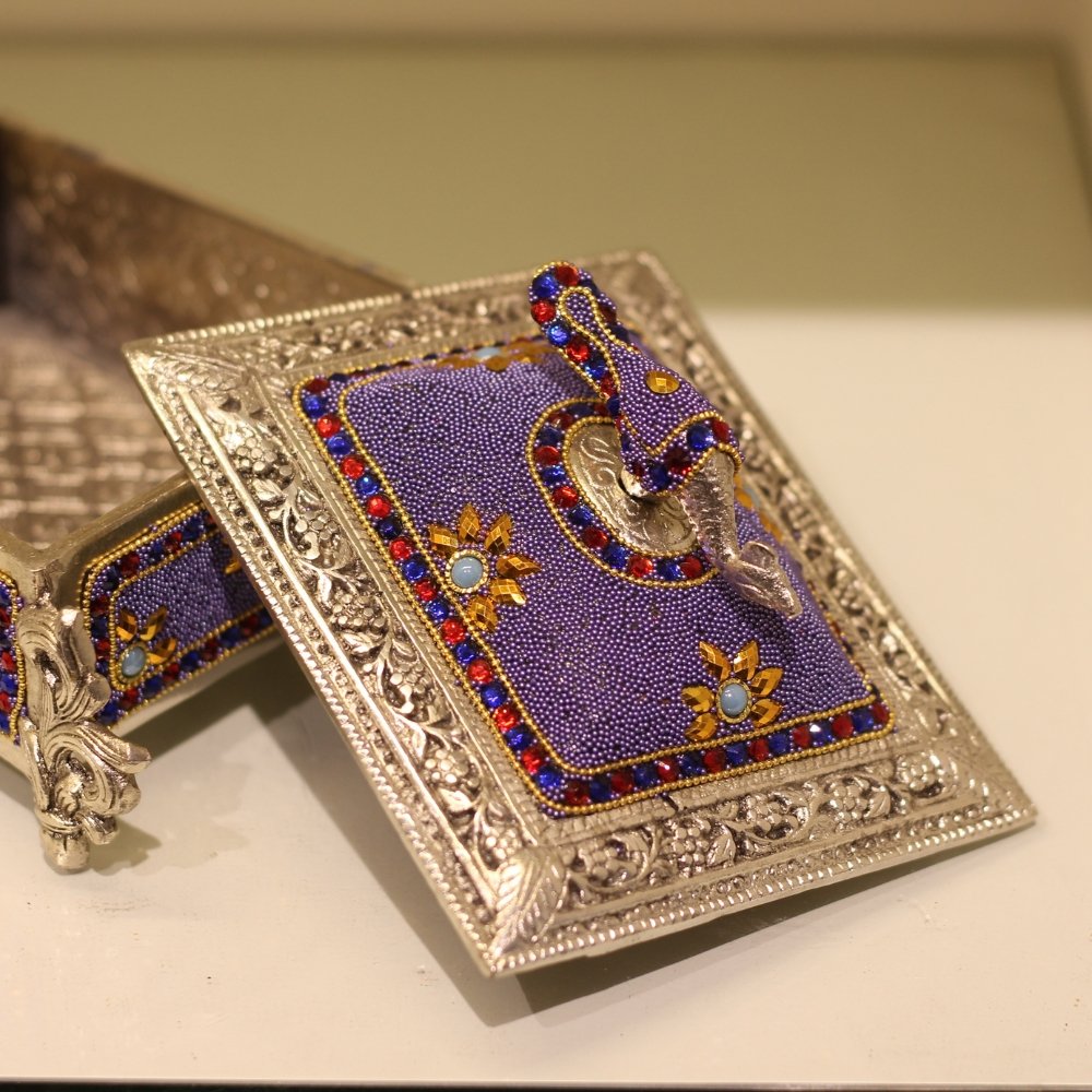 Metal Baggi Box Stone Work – Traditional Rajasthani Decorative Storage Box - Image 3