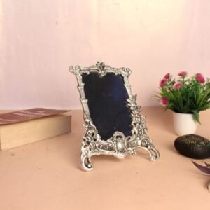 Metal Small Photo Frame β Elegant Decorative Tabletop Picture Frame