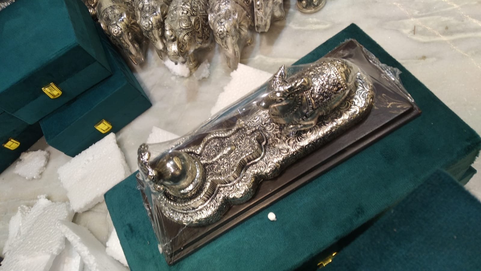 Shivling with Nandi Small – Traditional Silver-Toned Shivling & Nandi Decor - Image 3