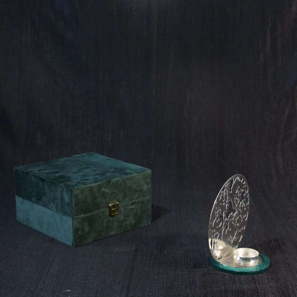 Parrot Tealight Holder Large with Luxury Gift Box – Decorative Metal Bird Candle Holder - Image 3